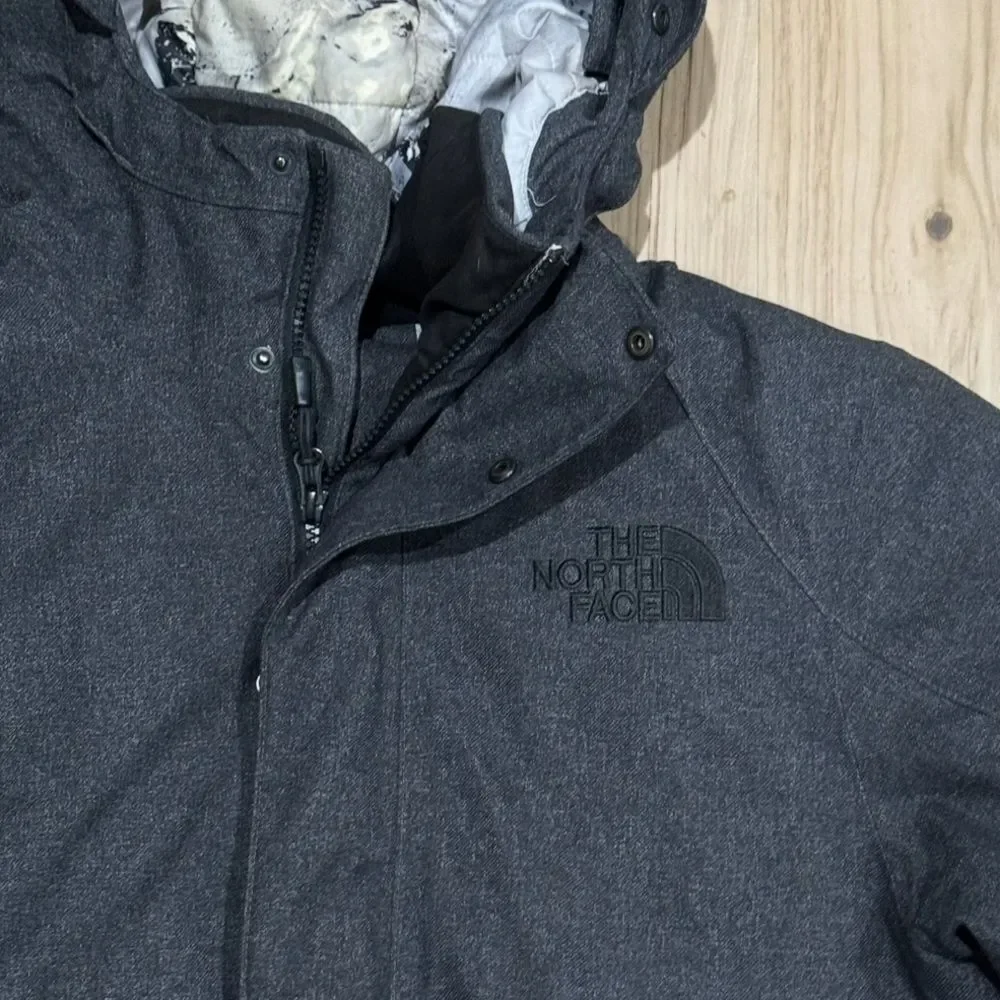 The North Face Dark Grey Winter Thick Jacket Coat Men’s Medium